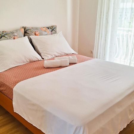 סגט ווראנייצה Apartmani I & J Seric מראה חיצוני תמונה