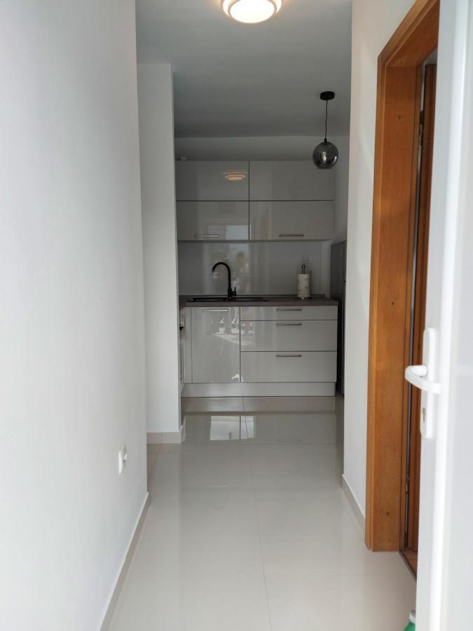סגט ווראנייצה Apartmani I & J Seric מראה חיצוני תמונה